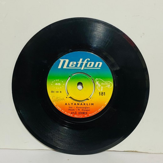 ayla dikmen - yanan mum - al yanaklım  45 lik plak 